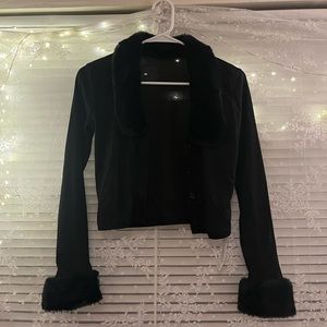 💎 Black faux fur sweater